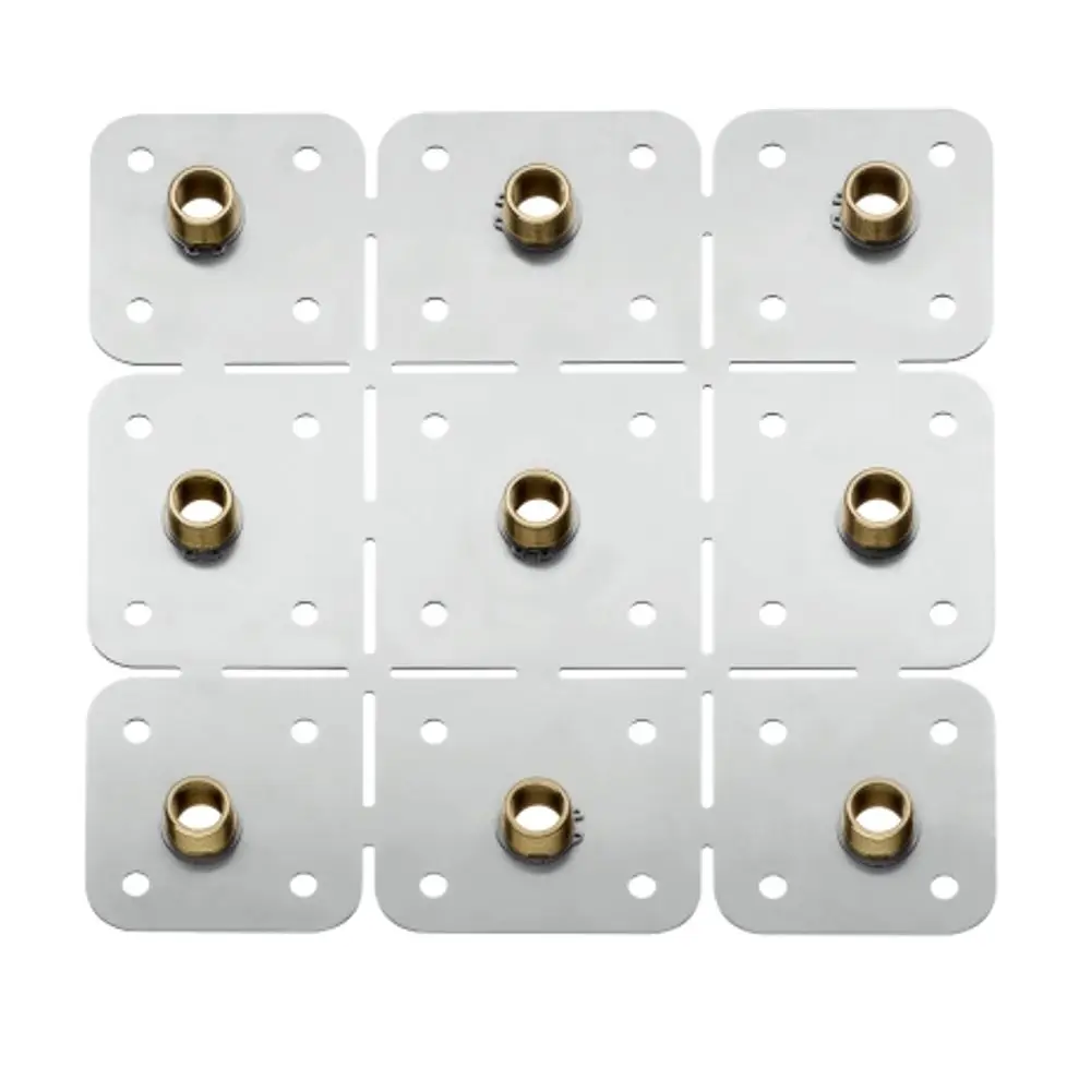 Montagehilfe mit neun Metallschalen und integrierten Verbindungsstellen, geeignet für die Installation von AXOR Duschsystemen.